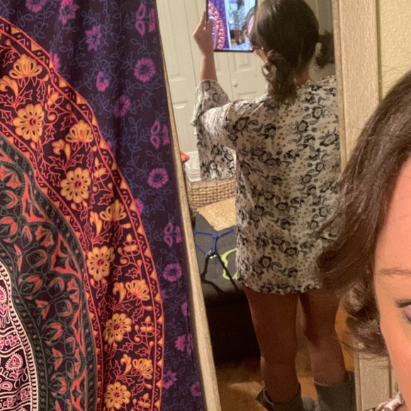 NEW LISTING ‼️FREE PEOPLE Tunic - Picture 10 of 16